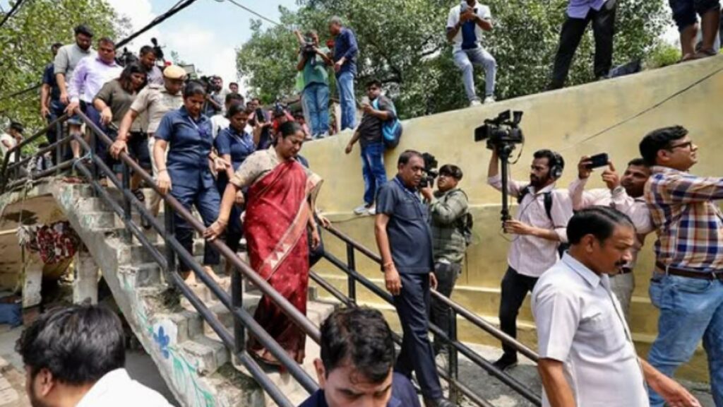 CM Rekha Gupta Attacked In Delhi