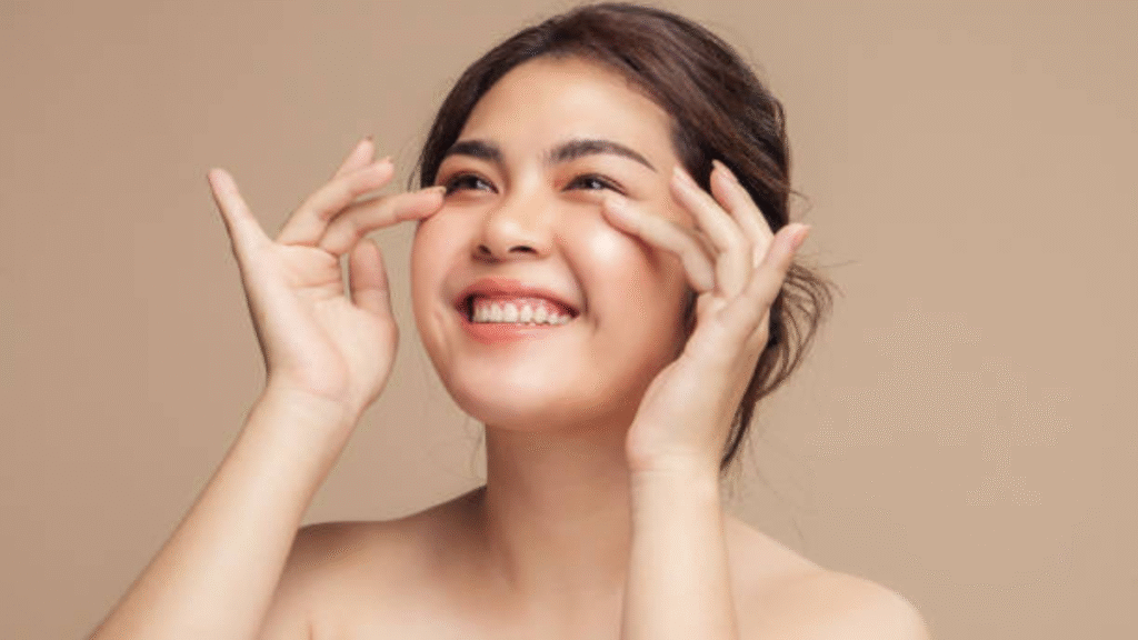 Chehare Par Desi Ghee Lagane Ke Fayde