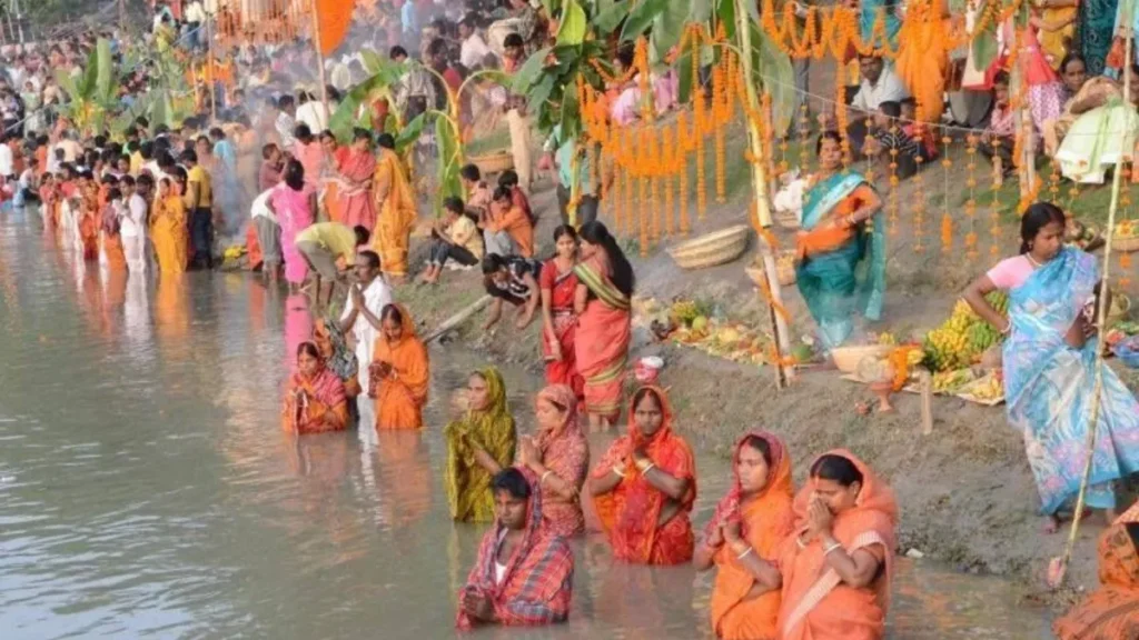 Chhath Puja Kyu Manaya Jata Hai In Hindi